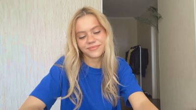HaileyMillea live cam on Cam4