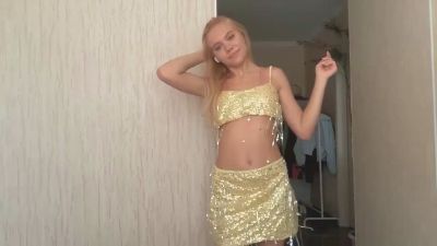HaileyMillea live cam on Cam4