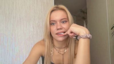 HaileyMillea live cam on Cam4