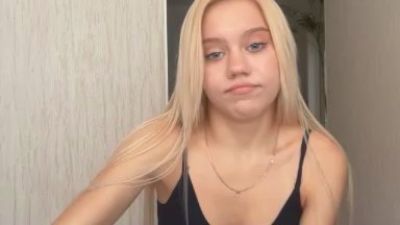 HaileyMillea live cam on Cam4