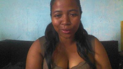 Haingo03 live cam on Cam4