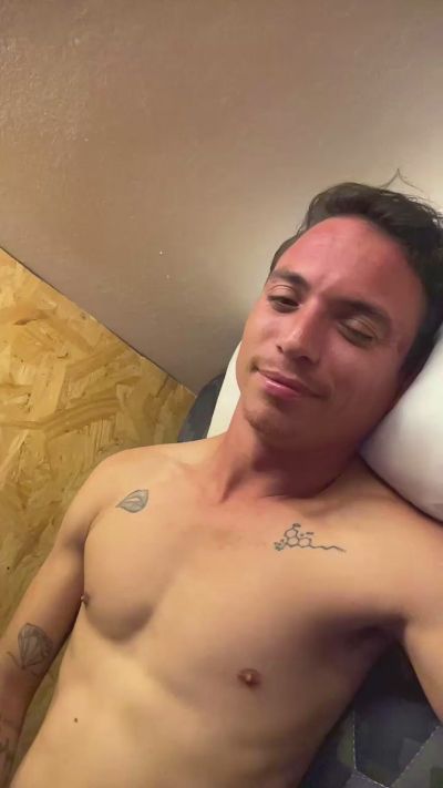 Hainicam live cam on Cam4