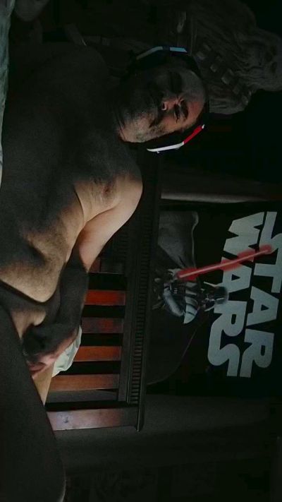 Hairy_Wookiee live cam on Cam4