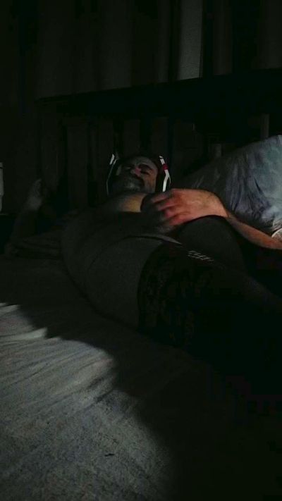 Hairy_Wookiee live cam on Cam4
