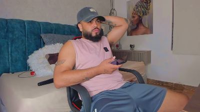 Hairy_and_dirty live cam on Cam4