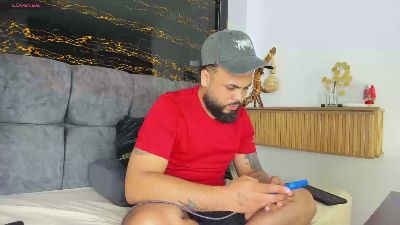Hairy_and_dirty live cam on Cam4