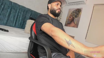 Hairy_and_dirty live cam on Cam4