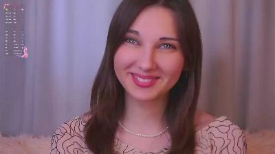 HallieBulfer live cam on Cam4