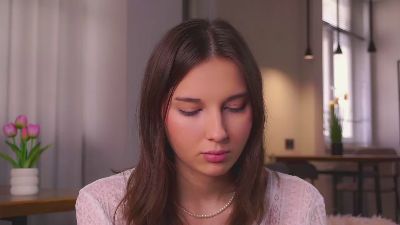 HallieBulfer live cam on Cam4