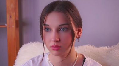HallieBulfer live cam on Cam4