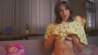 HallieBulfer live cam on Cam4