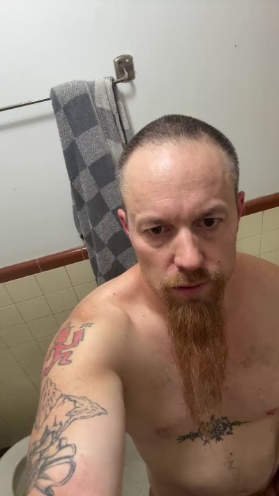 Hammer33 live cam on Cam4