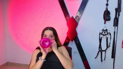 Hana_and_Zeta live cam on Cam4
