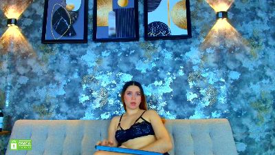 Hana_and_Zeta live cam on Cam4