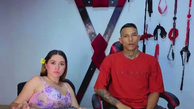Hana_and_Zeta live cam on Cam4