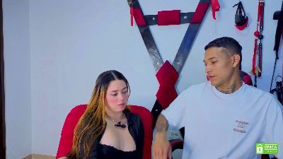 Hana_and_Zeta live cam on Cam4