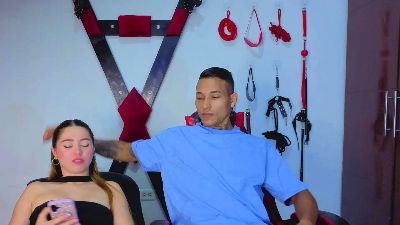 Hana_and_Zeta live cam on Cam4