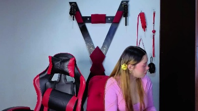 Hana_and_Zeta live cam on Cam4