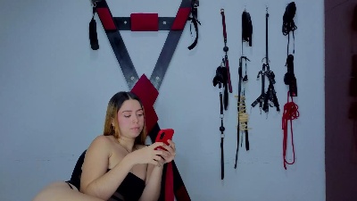 Hana_and_Zeta live cam on Cam4