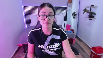 Hanah_Greey live cam on Cam4