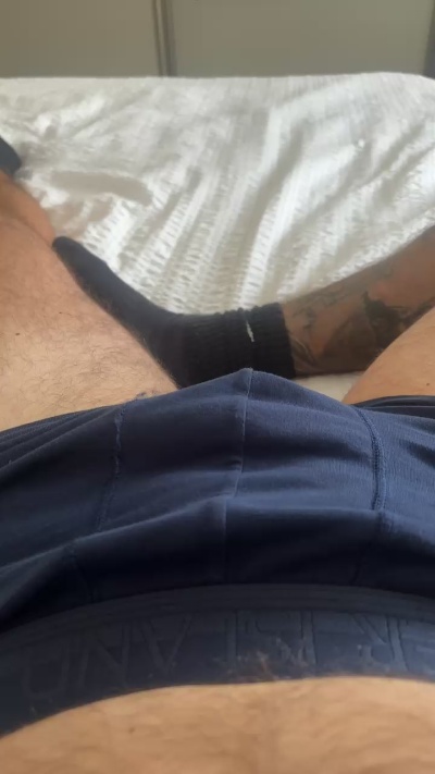 HandyMan1 live cam on Cam4