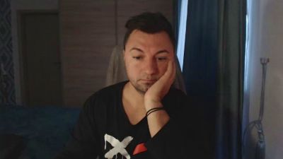 HankMalonee live cam on Cam4