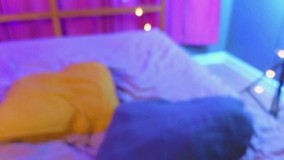 HannaWalton live cam on Cam4