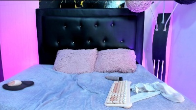 Hanna_Kl live cam on Cam4