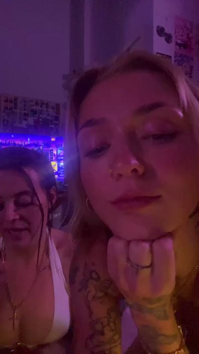 Hannah848 live cam on Cam4