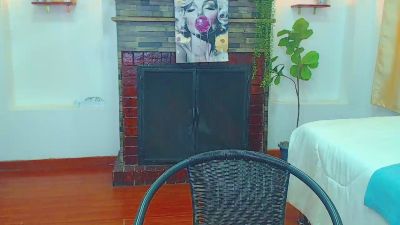 Hannha_1 live cam on Cam4