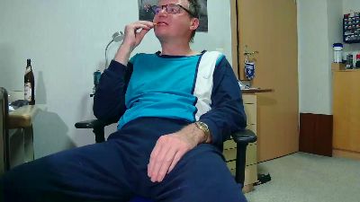 Hansi_6 live cam on Cam4