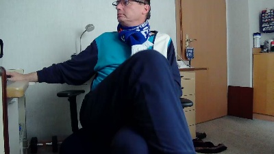 Hansi_6 live cam on Cam4
