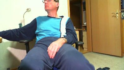 Hansi_6 live cam on Cam4