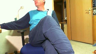 Hansi_6 live cam on Cam4