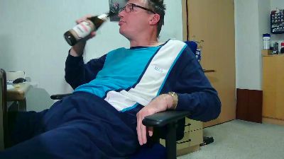 Hansi_6 live cam on Cam4