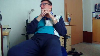 Hansi_6 live cam on Cam4