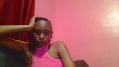 Happiness_1 live cam on Cam4