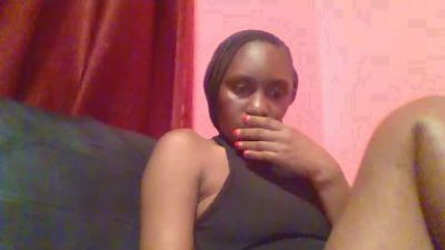 Happiness_1 live cam on Cam4