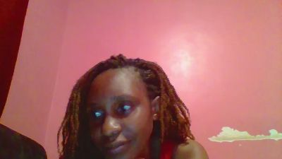 Happiness_1 live cam on Cam4