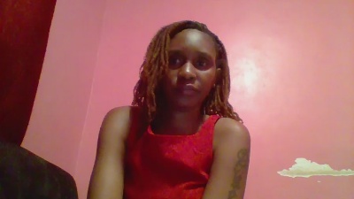 Happiness_1 live cam on Cam4