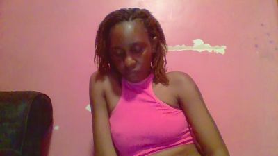 Happiness_1 live cam on Cam4