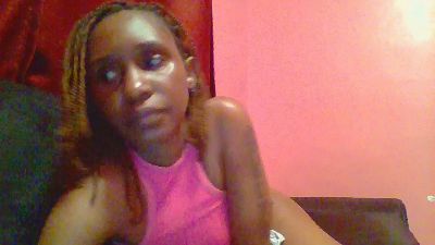 Happiness_1 live cam on Cam4