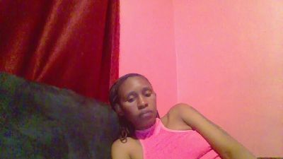 Happiness_1 live cam on Cam4