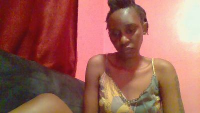Happiness_1 live cam on Cam4