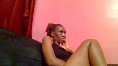 Happiness_1 live cam on Cam4
