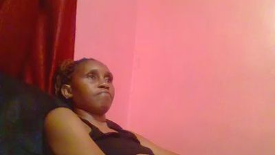 Happiness_1 live cam on Cam4