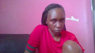 Happiness_1 live cam on Cam4