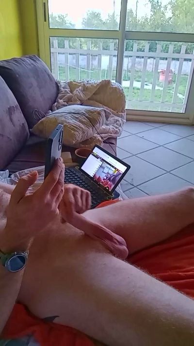 HappyFe live cam on Cam4