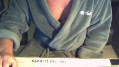 HappyToShowOff live cam on Cam4