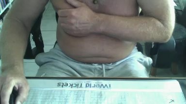 HappyToShowOff live cam on Cam4